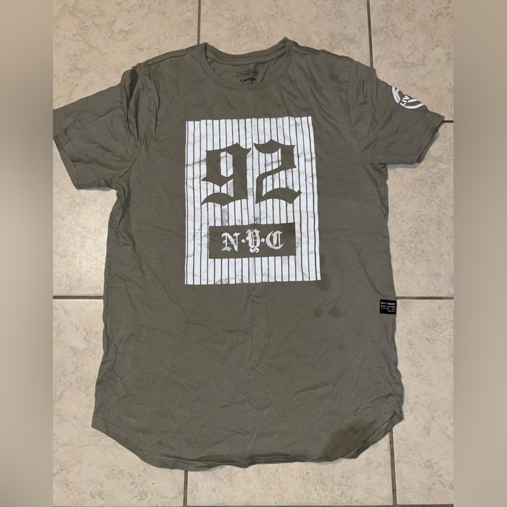 Army green Tshirt